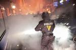 Københavns Byret har torsdag idømt en 39-årig mand fængsel i et år og fire måneder for sin rolle ved en demonstration mod corona-restriktionerne på Rådhuspladsen i København 9. januar. Foto: Tariq Mikkel Khan