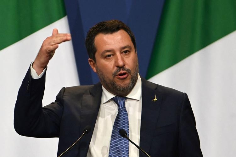 Højrefløjslederen Matteo Salvini bør ikke stilles for retten for at have frihedsberøvet over 100 migranter, mener en italiensk anklager. Foto: Attila Kisbenedek/Ritzau Scanpix