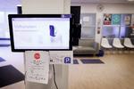 Læge Rasmuss Dahl-Larsen har i flere år høstet erfaringer med konsultationer på video. Så behøver patienterne ikke dukke op i hans praksis (arkivfoto). Foto: Jens Dresling/POLFOTO
