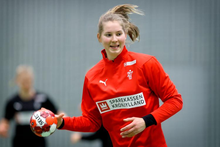 Mette Tranborg vil sammen med resten af landsholdet blive bedre til at afgøre tætte kampe og bliver testet mod Spanien.   Foto: Jens Dresling/POLFOTO
