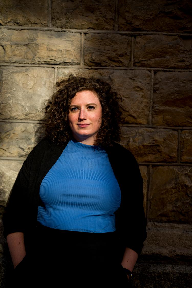 Sofia Rönnow Pessah skriver sig mesterligt ind i en gruppe af unge forfattere. Foto: Alexander Mahmoud