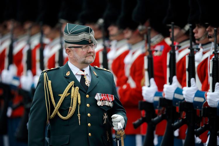 Oberst Lasse Harkjær overtager om to måneder jobbet som ceremonimester ved hoffet. Med sig medbringer han 44 års erfaring fra forsvaret. Foto: Jens Dresling/POLFOTO