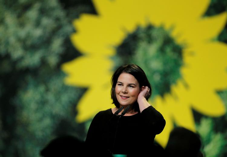 Annalena Baerbock skoses for sin manglende erfaring med at lede. Men hvem siger, at en, der har ledet i den gamle verdensorden også kan lede i den nye, lyder modspørgsmålet. Foto: Leon Kuegeler/Ritzau Scanpix