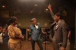 Viola Davis (tv.) og Chadwick Boseman spiller hovedrollerne i Netflix-filmen 'Ma Rainey's Black Bottom' og var begge nomineret til en Oscar. Ingen af dem vandt dog, og især forbigåelsen af afdøde Boseman var en overraskelse. Foto: David Lee/Netflix