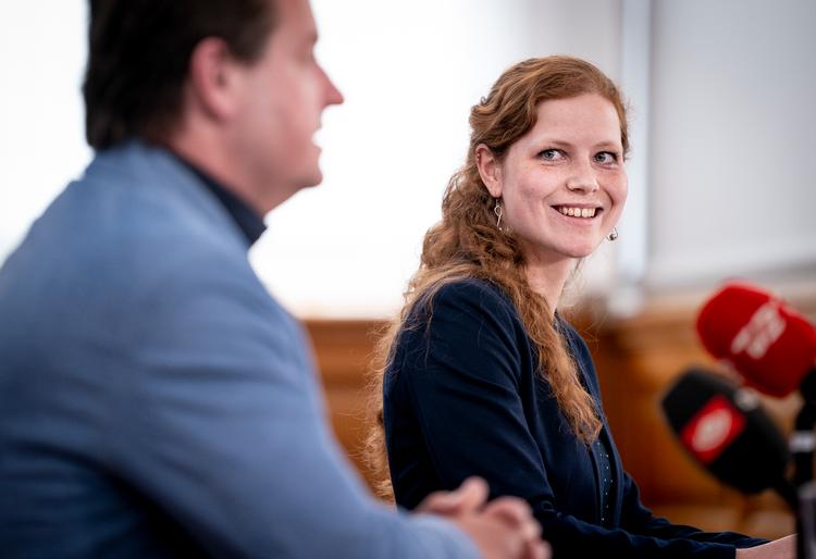 Partiformand Isabella Arendt og folketingsmedlem Jens Rohde fra Kristendemokraterne præsenterer partiets politiske 2030-plan på Christiansborg. De kalder det ’den mest ambitiøse vækstplan målt på beskæftigelsen’. Foto: Liselotte Sabroe/Ritzau Scanpix