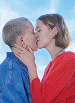 Jacob Harris was not pleased with the cover of the youth magazine 'Vi Unge', which showed a gay couple kissing. 