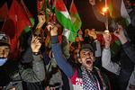 Hundredvis blev i weekenden såret under voldelige sammenstød mellem palæstinensere og politi i Jerusalem. FN opfordrer Israel til at udvise »maksimal tilbageholdenhed«. Foto: Ozan Kose/Ritzau Scanpix