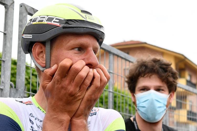 Hollænderen Taco van der Hoorn kunne næsten ikke tro, at det var sandt, at han havde vundet 3. etape i Giro d'Italia efter at have været i udbrud hele dagen.
 Foto: Fabio Ferrari/Ritzau Scanpix