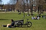 Hvis Kristi himmelfartsferien står på udendørs aktiviteter, vil det være klogt at arrangere dem fredag. I hvert fald hvis man vil undgå regn. Foto: Finn Frandsen/POLFOTO