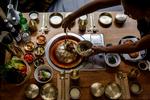Drukmad i Asien er typisk hot pot, koreansk mad og kinesisk BBQ. Den stærke mad giver lyst til at drikke, som giver lyst til at spise mere mad, som giver lyst til ... Foto: Mads Nissen/POLFOTO