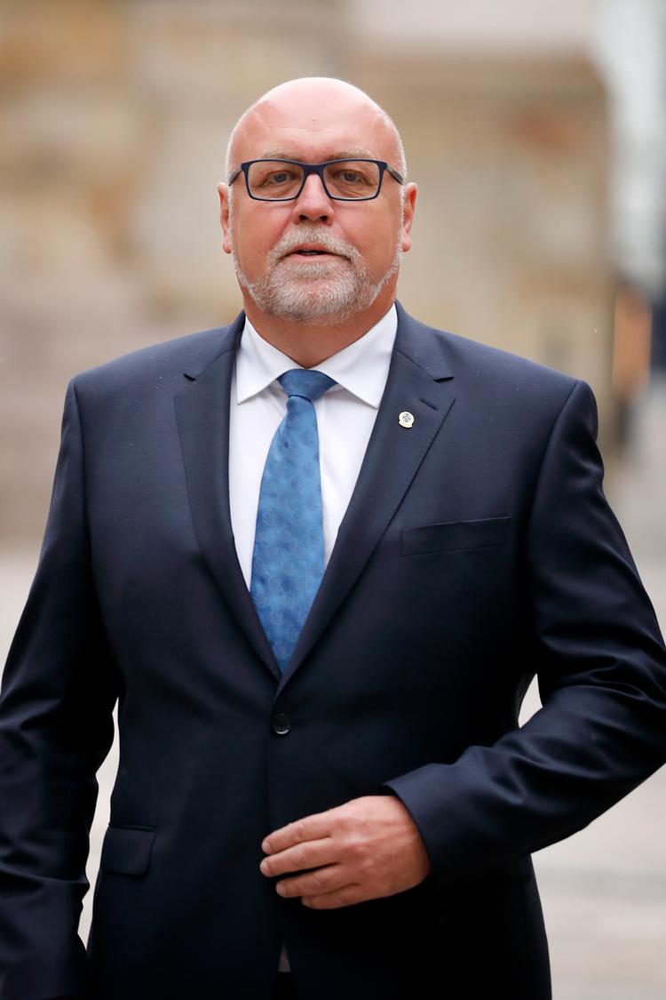 Kristian Pihl Lorentzen er fotograferet på vej til gudstjeneste i Christiansborg Slotskirke i forbindelse med Folketingets åbning. .   Foto: Jens Dresling/POLFOTO