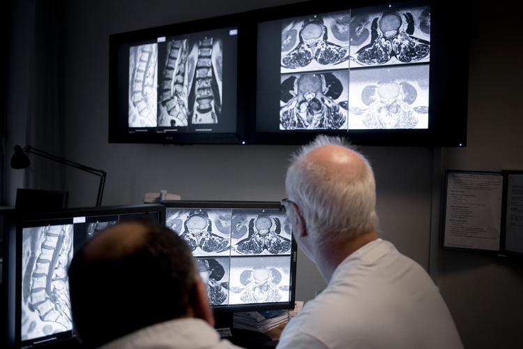 Hospitalerne trænger til nyt udstyr og flere penge til en opdatering af den digitale infrastruktur og løn til de ansatte, lyder det fra Danske Regioner før forhandlingerne om regionernes økonomi. Foto: Nanna Navntoft/POLFOTO