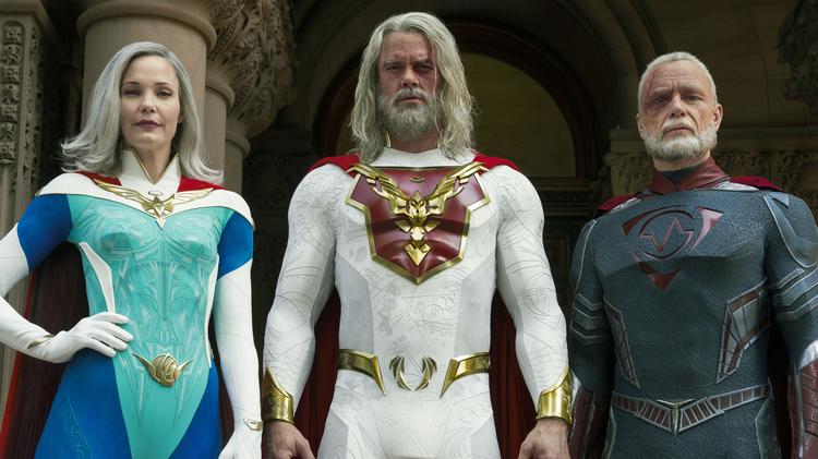 Netflix’ nye superheltesatsning ’Jupiter’s Legacy’ er næppe en af de tv-serier, der kommer til at lokke det modne publikum ombord.  Pr-foto 