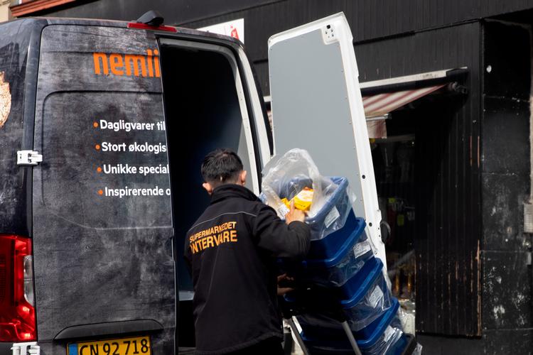 Københavns Kommune har fundet en række kritisable forhold hos de chauffører, der leverer varer til kommunens 2.100 borgere gennem Nemlig.coms moderselskab Intervare. Foto: Finn Frandsen/POLFOTO