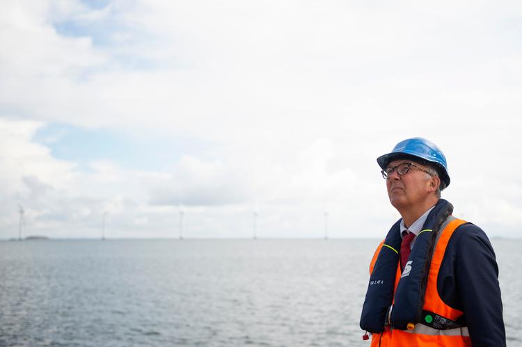 Havnebygmester Hans Vasehus, By &amp; Havn, ved det farvand, der skal fyldes med jord og om et par generationer kan huse lige så mange beboere som Hillerød. Arkivfoto. Foto: Annika Byrde/POLFOTO