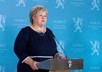 Statsminister Erna Solberg annoncerede fredag, at Norge nu går ind i fase to af fire af genåbningen af samfundet. Foto: Ntb Scanpix/Ritzau Scanpix