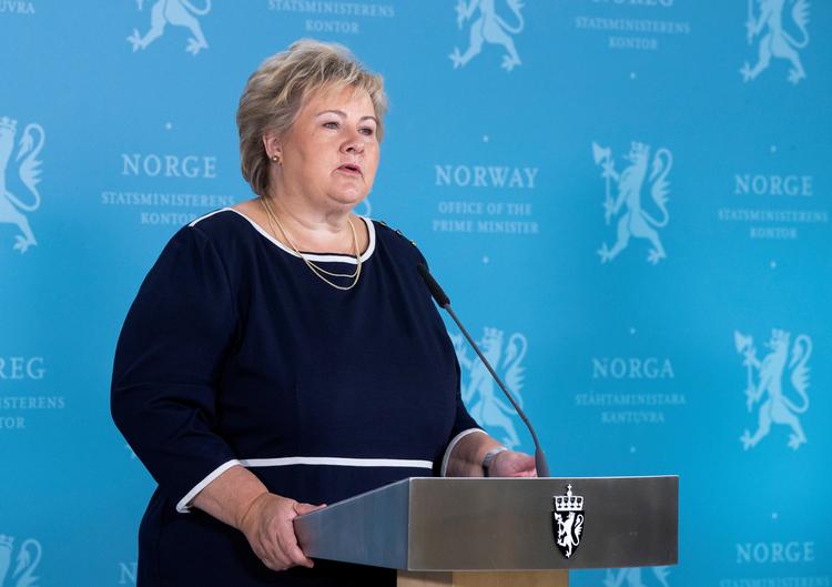 Statsminister Erna Solberg annoncerede fredag, at Norge nu går ind i fase to af fire af genåbningen af samfundet. Foto: Ntb Scanpix/Ritzau Scanpix