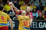 Et spændende forhold, kaldte   Henrik Møllgaard (i rødt) den sitrende intensitet, der var i semifinalen mellem GOG og Aalborg. Foto: Tim Kildeborg Jensen/Ritzau Scanpix