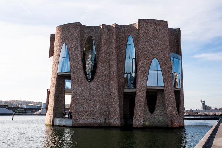 Jyllands-Posten åbner nye lokalmedier i fire jyske byer - bl.a. i Vejle. Her ses Fjordenhus med udsigt over Vejle Fjord. Arkivfoto Hanne Boock