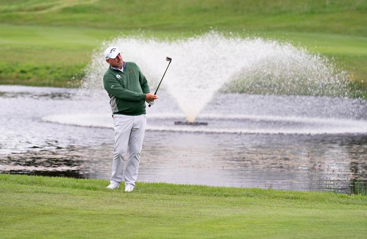 For alle tiders mest vindende danske golfspiller, Thomas Bjørn, vækker det gode minder at være tilbage på den svære bane i Himmerland, hvor han for 26 år siden vandt sin første turnering på Challenge Touren foran blandt andre Søren Kjeldsen (nr. 11), Anders Hansen (nr. 20) og Dansk Golf Unions nuværende direktør, Morten Backhausen (nr. 31). Foto: Henning Bagger/Ritzau Scanpix