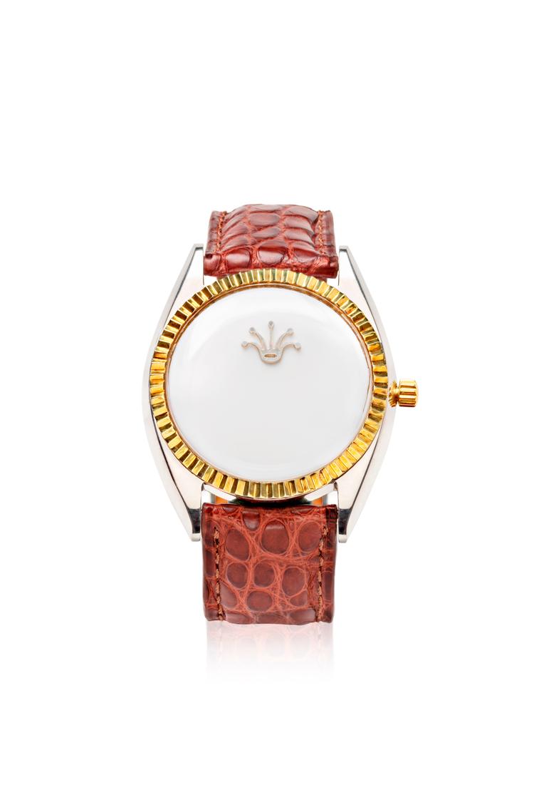 Relax hedder uret, der minder om et Rolex, men med en nar som logo.  Foto: Dorte Krogh