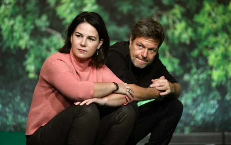 Dette foto er taget for halvandet år siden, da Annalena Baerbock og Robert Habeck endnu ikke havde afgjort, hvem af dem der skulle være kanslerkandidat for De Grønne.
 Foto: Ina Fassbender/Ritzau Scanpix