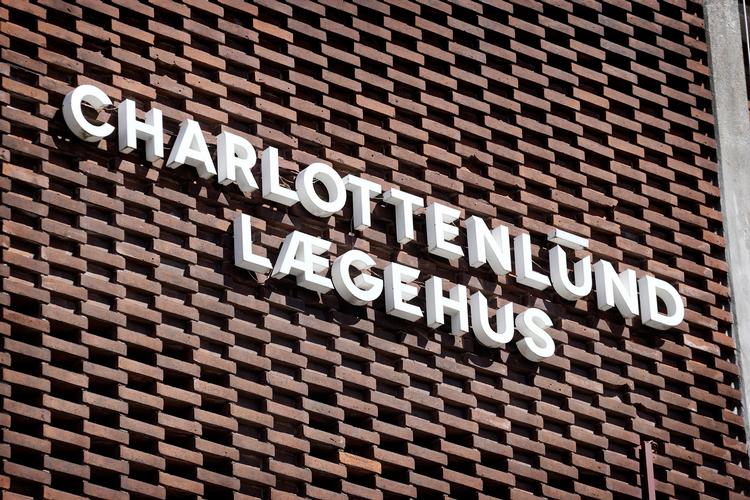 Charlottenlund Lægehus på Jægersborg Alle i Gentofte Kommune. Foto: Jens Dresling/POLFOTO