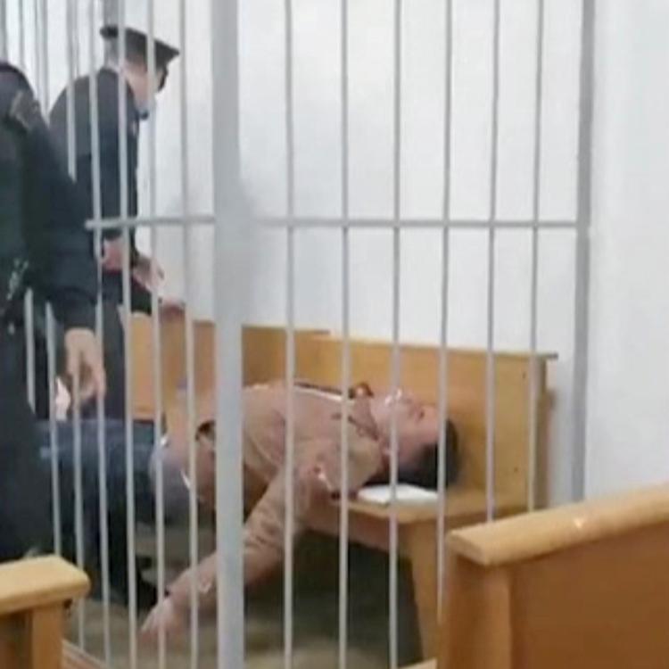 Stepan Latypov i retten efter sit selvmordsforsøg.  Foto: Rfe/Reuters/Ritzau Scanpix