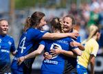 Stor jubel i Køge Idrætspark lørdag eftermiddag, efter HB Køges Cecilie Buchberg har scoret til 2-0 i Kvindeligaens slutkamp om guldet mod Brøndby IF. Foto: Claus Bech/Ritzau Scanpix
