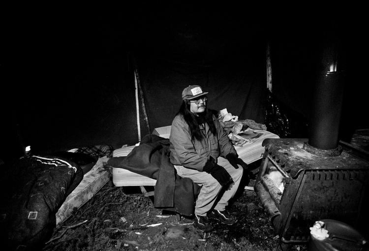 Det oprindelige folk, indianerne, er en splittet gruppe i Canada fordelt på mange stammer, her Wilson August fra Neskonlith-stammen.  Arkivfoto Martin Lehmann