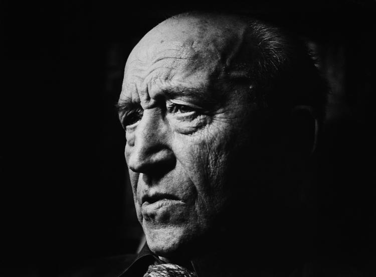 I dette forår har den færøske forfatter, komponist og billedkunstner William Heinesen været død i 30 år, og han er muligvis gået lidt i glemmebogen. Det vil Bettina Heltberg og en ny bog råde bod på. Arkivfoto Jacob Maarbjerg