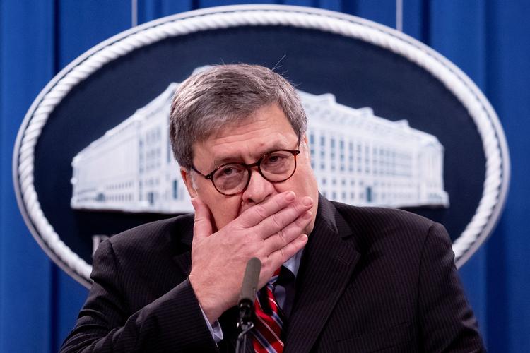  William P. Barr afviser, at han vidste, »at kongresmedlemmers optegnelser blev benyttet i en lækagesag«, mens han var justitsminister. Foto: Pool/Ritzau Scanpix