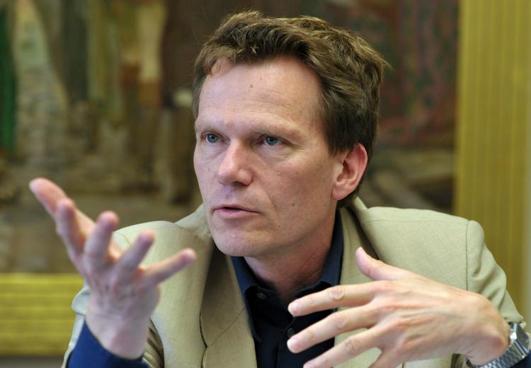 Hartmut Rosa mener, at unge tyskere fokuserer for snævert på miljø og klima. Han efterlyser en social og menneskelig revolution. »Vi har brug for en revolution i vores måde at være til stede i verden på, hvis vi skal gøre os noget som helst håb om, at vi kan løse klimakrisen eller andre store samfundsproblemer«, siger den tyske sociolog.  Foto: Martin Schutt/Ritzau Scanpix