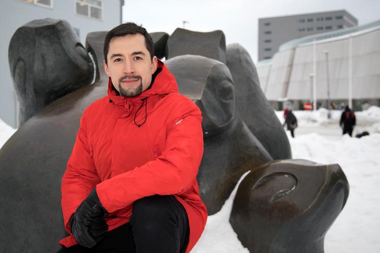 Sidste år bragte TV 2 en falsk historie om landsstyreformand Múte B. Egede, og skårene er øjensynligt ikke klinket mellem parterne.   Foto: Pr-foto