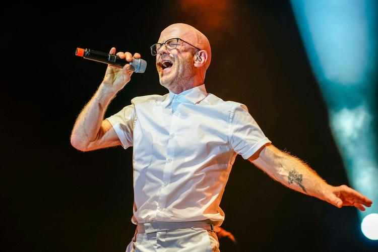 Jimmy Somerville har haft stor succes med både Bronski Beat og The Communards. Han har desuden udgivet flere soloalbum og spillet med i film og tv-serier.     Foto: Marc Vorwerk/sulupress.de/Ritzau Scanpix