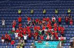 Da Wales søndag spillede mod Italien i Rom, var der fans på lægterne. Sådan vil det sandsynligvis ikke være i Amsterdam på lørdag mod Danmark, oplyser en skuffet walisisk minister til BBC. Foto: Ryan Pierse/Ritzau Scanpix