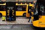 Der er forskellige måder at reagere på, hvis man tages uden billet i busserne. Dem skal kontrollørerne kende, så de kan forudse, hvad der kan ske, viser forskning. Arkivfoto Foto: Thomas Borberg/POLFOTO