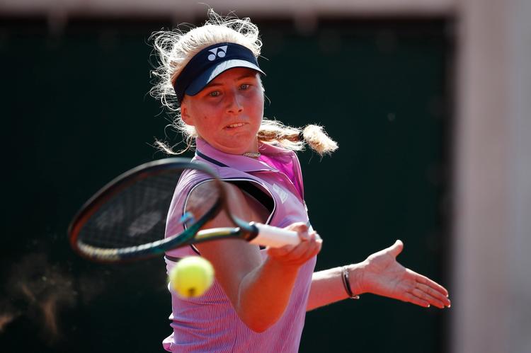 Wimbledon kan blive et kort eventyr for 18-årige Clara Tauson, der ikke har den store erfaring på græsunderlag. Foto: Gonzalo Fuentes/Ritzau Scanpix