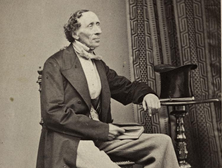 Samtidens mange nedsættende bemærkninger og dumheder fyldte H.C. Andersen med eksistentiel angst, skriver Bettina Heltberg. Foto: Budtz Müller & Co/Wikimedia Commons /Wikimedia Commons