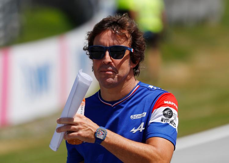     I år er Fernando Alonso tilbage i formel 1 hos Alpine, og  spanieren viser igen sin klasse. Foto: Leonhard Foeger/Ritzau Scanpix