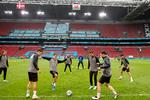 Fredag aften trænede det danske hold på det imponerende Johan Cruijff Arena. Foto: Jens Dresling/POLFOTO