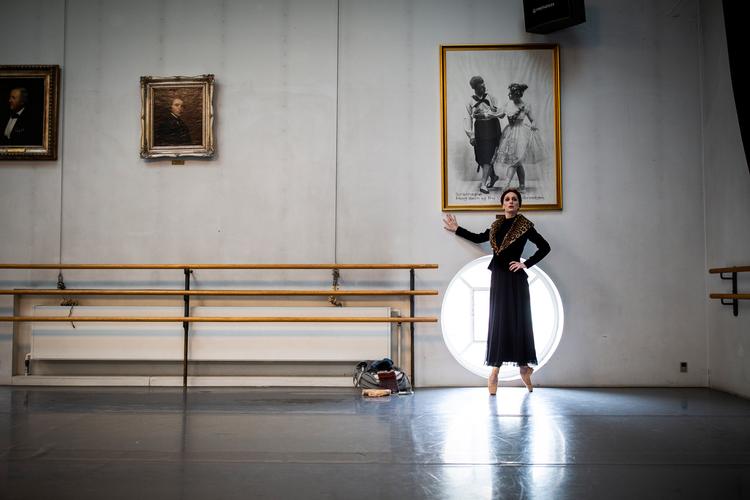  I titelrollen i balletten 'Blixen' skabte Kizzy Matiakis endnu et fascinerende portræt af en kvinde. Denne gang om et helt liv.  Foto: Jens Hartmann Schmidt/POLFOTO