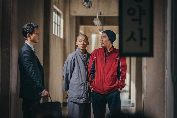 'Vincenzo' er en skæg blanding mellem 'Godfather' og 'Huset på Christianshavn'. Pr-foto: Netflix 