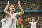 Schweiz skabte med Granit Xhaka som anfører den helt store sensation ved at sende frankrig ud af EM efter straffesparkskonkurrence. Foto: Justin Setterfield/Ritzau Scanpix
