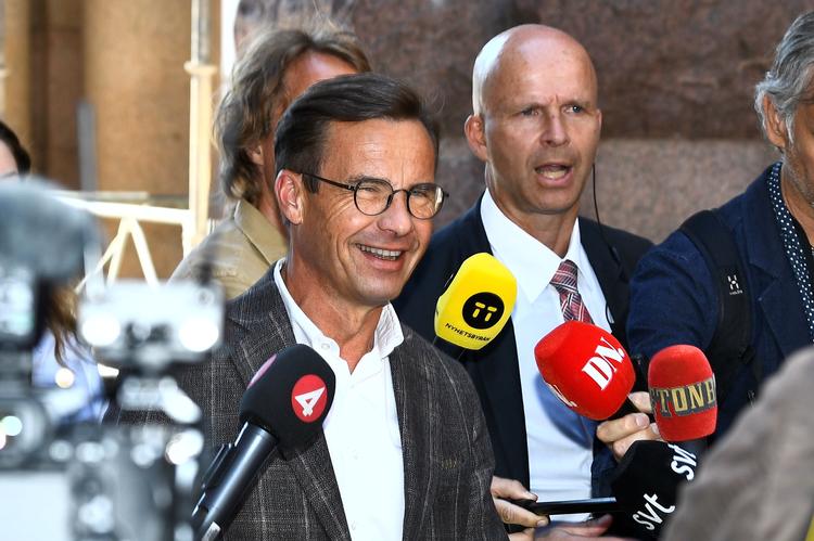 Moderaternes leder, Ulf Kristersson, ankommer til Riksdagen tidligere i dag.  Foto: Tt News Agency/Ritzau Scanpix