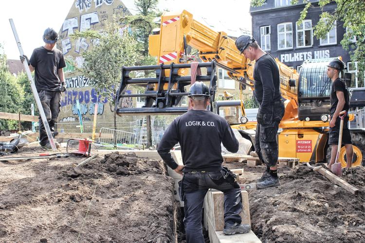 byggefirmaet Logik &amp; Co driver på 19. år en virksomhed, hvor medarbejderne selv – og med stor succes – styrer alle led i produktionen.
Fotos Logik &amp; Co / Brian Berg 