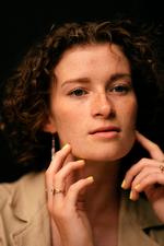 Matilde Østergaard Christoffersen er parat til at rykke fra Vejle. Det bliver måske ikke for resten af livet, men studietiden vil hun leve i København. Foto: Marie Hald