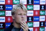 Kasper Dolbergs ansigt er ofte udtryksløst og svært at læse, så man må tage det for gode varer, når han siger, at han har masser af selvtillid.   Foto: Finn Frandsen/POLFOTO