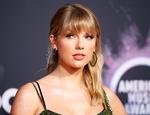 Taylor Swift er kendt for at kæmpe for sine ophavsrettigheder. Hendes musik bliver nu spillet af en betjent, som vil sikre sig, at hans opførsel ikke bliver delt på YouTube. Foto: Danny Moloshok/Ritzau Scanpix