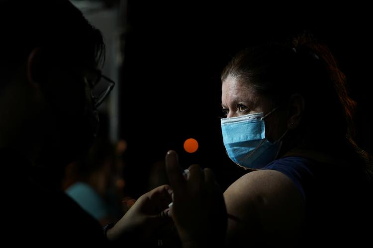 Tidlige data i ikke-offentliggjort studie viser ifølge Pfizer betydeligt flere antistoffer ved et tredje stik. Foto: Stringer/Ritzau Scanpix